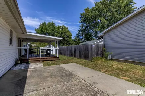 3900 Jonquil Drs, Springfield, IL 62707 photo 32