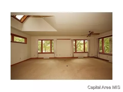 38 Hazel Dell, Springfield, IL 62712 photo 3