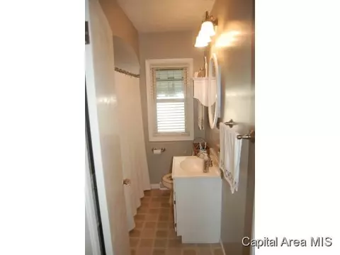 2528 S 5th Street St, Springfield, IL 62703 photo 4