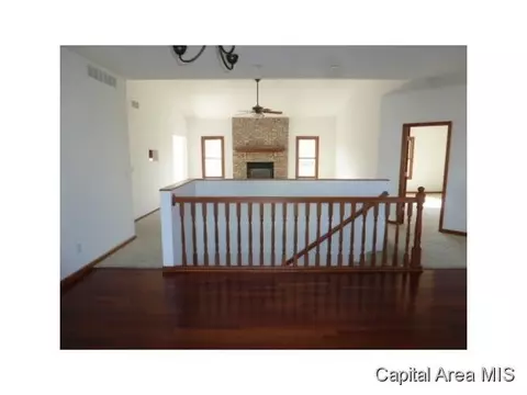3640 Troon Dr, Springfield, IL 62712 photo 4