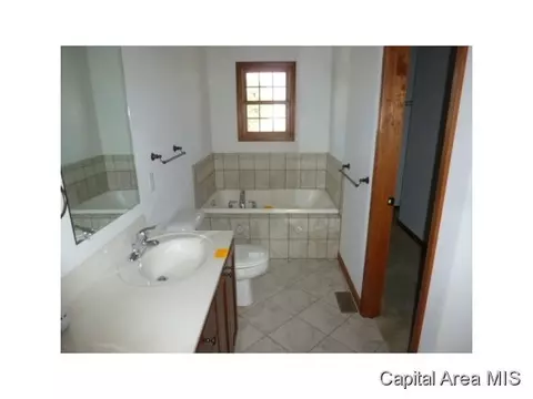 3640 Troon Dr, Springfield, IL 62712 photo 7