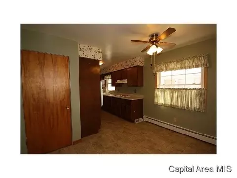 548 Stange, Springfield, IL 62704 photo 5
