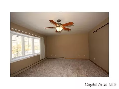 548 Stange, Springfield, IL 62704 photo 9