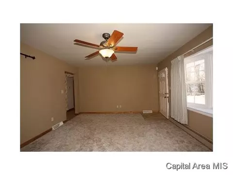 548 Stange, Springfield, IL 62704 photo 8