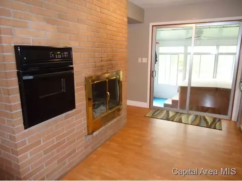 18 White Birch, Springfield, IL 62712 photo 8