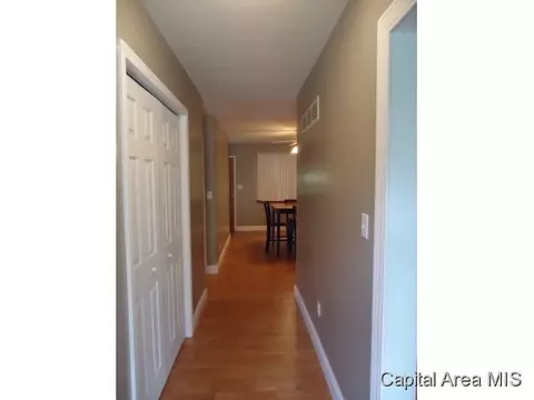 18 White Birch, Springfield, IL 62712 photo 6