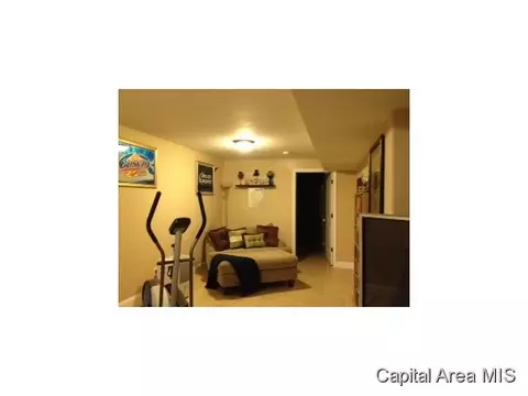 4009 Grimik, Springfield, IL 62707 photo 5