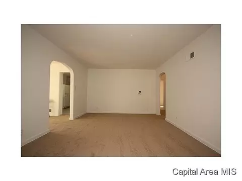 2429 S Walnut, Springfield, IL 62704 photo 5