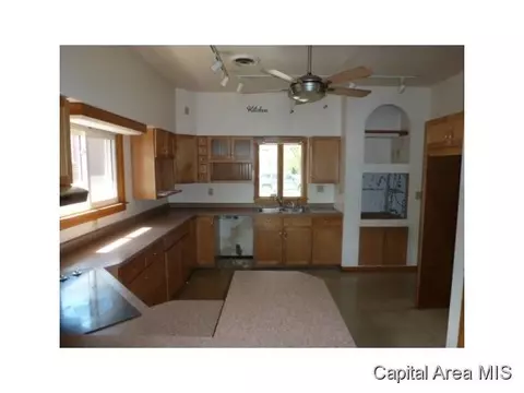 2004 Randall Ct, Springfield, IL 62703 photo 4