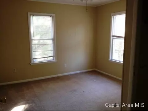 1521 S Spg, Springfield, IL 62704 photo 3