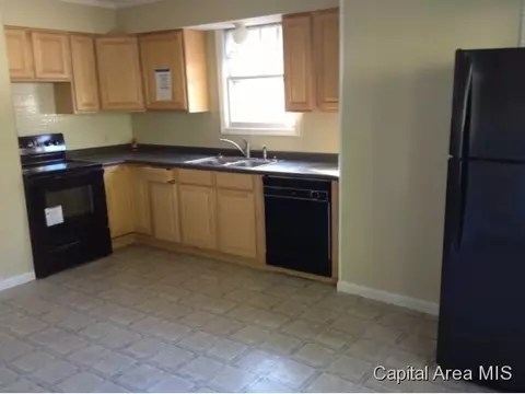 1521 S Spg, Springfield, IL 62704 photo 8