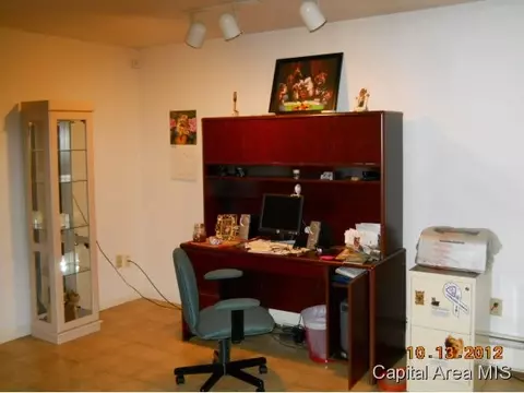 908 Helene, Springfield, IL 62702 photo 10
