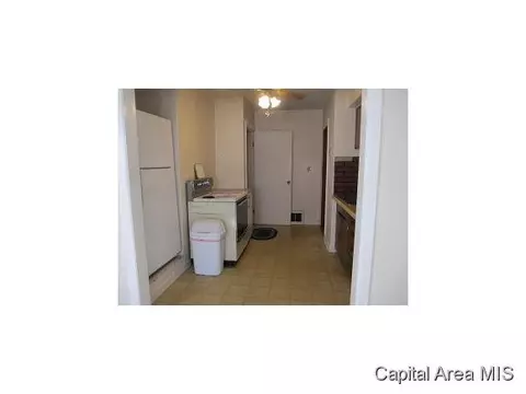 2916 S 3rd, Springfield, IL 62703 photo 4