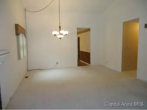 237 N Durkin, Springfield, IL 62702 photo 7