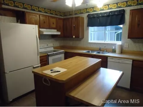 237 N Durkin, Springfield, IL 62702 photo 8