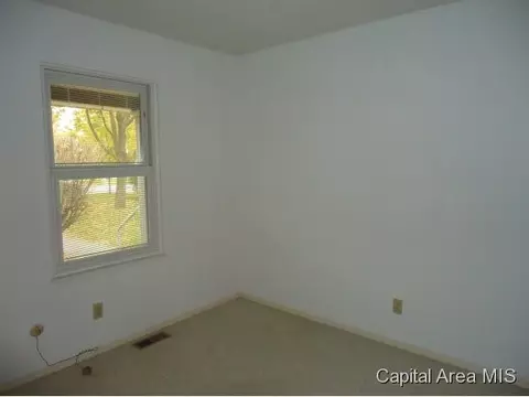 237 N Durkin, Springfield, IL 62702 photo 14