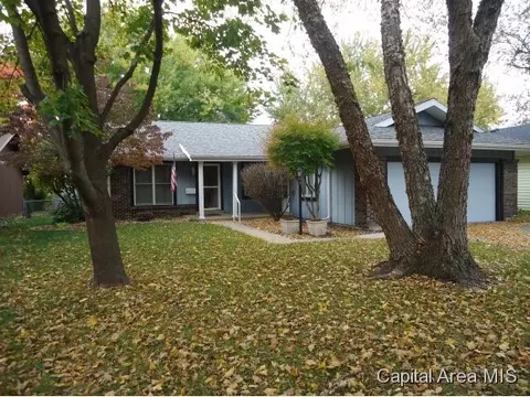 237 N Durkin, Springfield, IL 62702 photo 2