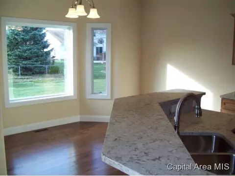 1801 Interlacken, Springfield, IL 62704 photo 5