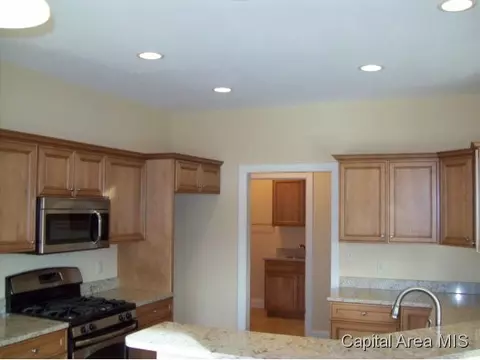 1801 Interlacken, Springfield, IL 62704 photo 3