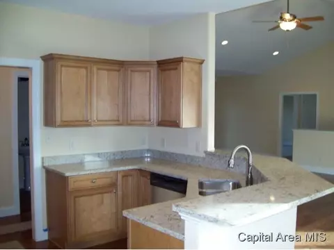 1801 Interlacken, Springfield, IL 62704 photo 4
