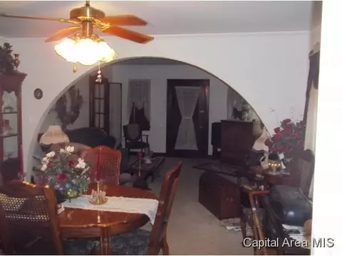 1921 S 5th St, Springfield, IL 62703 photo 3