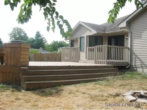 2413 Glencoe, Springfield, IL 62704 photo 5