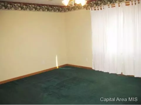 2413 Glencoe, Springfield, IL 62704 photo 10