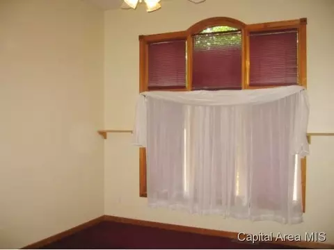 2413 Glencoe, Springfield, IL 62704 photo 12