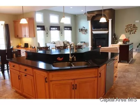2105 Harbor Lndg, Springfield, IL 62712 photo 11