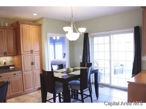 2105 Harbor Lndg, Springfield, IL 62712 photo 13