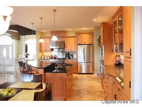 2105 Harbor Lndg, Springfield, IL 62712 photo 12