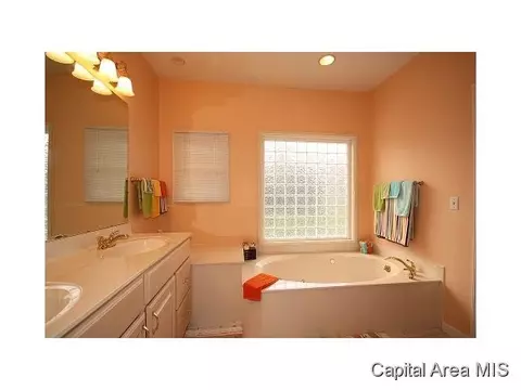 4500 Greenbriar, Springfield, IL 62711 photo 19