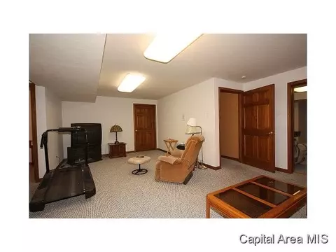 4500 Greenbriar, Springfield, IL 62711 photo 13