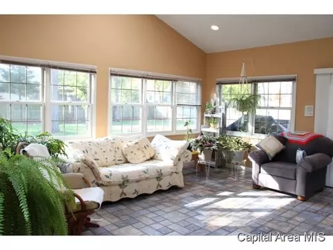4500 Greenbriar, Springfield, IL 62711 photo 9