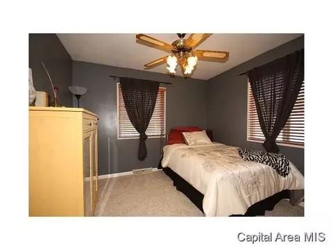 1901 N 23rd Street St, Springfield, IL 62702 photo 14