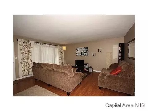 1901 N 23rd Street St, Springfield, IL 62702 photo 6