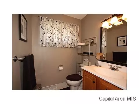 1901 N 23rd Street St, Springfield, IL 62702 photo 16