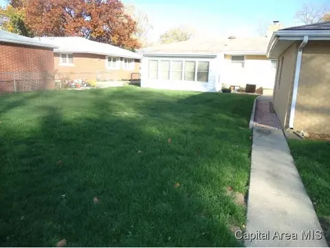 2107 N 23rd St, Springfield, IL 62702 photo 11