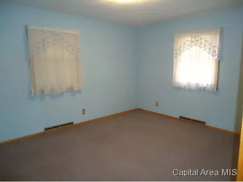 2107 N 23rd St, Springfield, IL 62702 photo 4