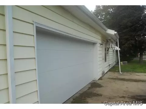 1117 N Virginia, Springfield, IL 62702 photo 8