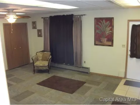 506 S State, Athens, IL 62613 photo 6