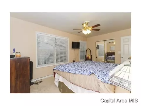 5 Sycamore Row, Springfield, IL 62702 photo 17