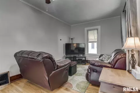 2248 S 10th St, Springfield, IL 62703 photo 11