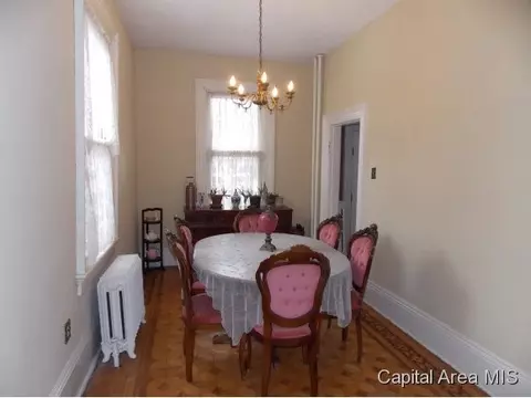 105 E Fortune, Virden, IL 62690 photo 12