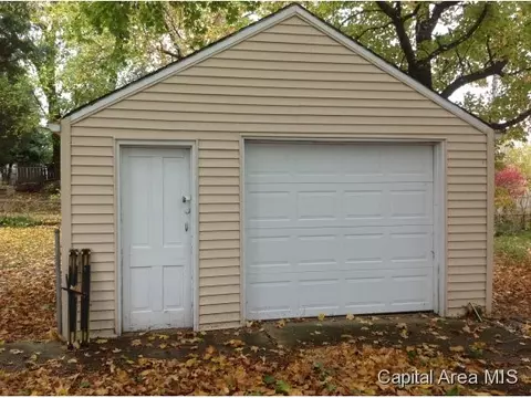 748 N Osburn, Springfield, IL 62702 photo 10