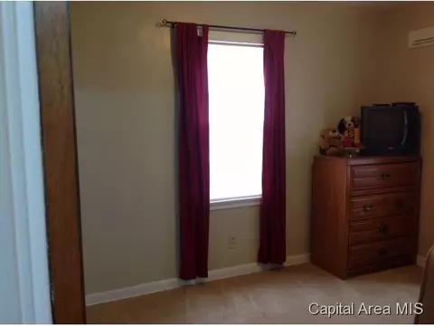 748 N Osburn, Springfield, IL 62702 photo 7