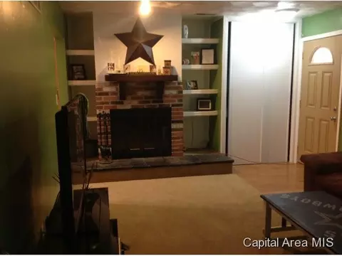 748 N Osburn, Springfield, IL 62702 photo 2