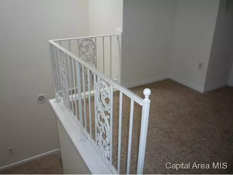2040 S Park, Springfield, IL 62704 photo 12