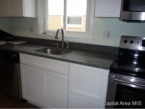 2040 S Park, Springfield, IL 62704 photo 6