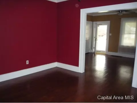 2040 S Park, Springfield, IL 62704 photo 7